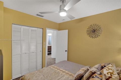 5941 S Sable Cir, Margate, FL 33063 photo 29