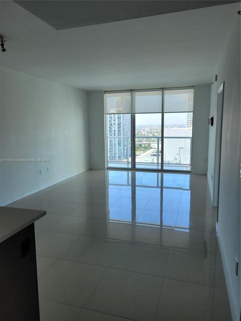 55 SE 6th St #2900, Miami, FL 33131 photo 9