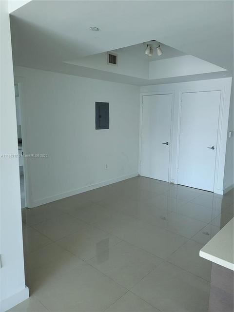 55 SE 6th St #2900, Miami, FL 33131 photo 6