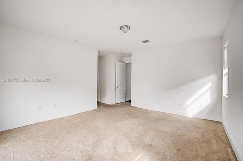 3232 W 98th Pl, Hialeah, FL 33018 photo 25