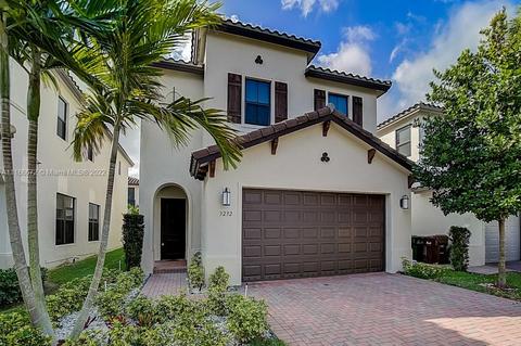 3232 W 98th Pl, Hialeah, FL 33018 photo 10