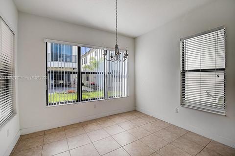 3232 W 98th Pl, Hialeah, FL 33018 photo 5