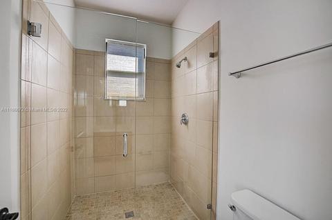 3232 W 98th Pl, Hialeah, FL 33018 photo 20