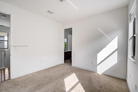 3232 W 98th Pl, Hialeah, FL 33018 photo 22