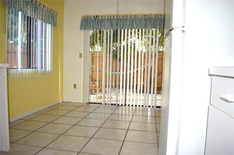 819 E Palm Run Dr, North Lauderdale, FL 33068 photo 21