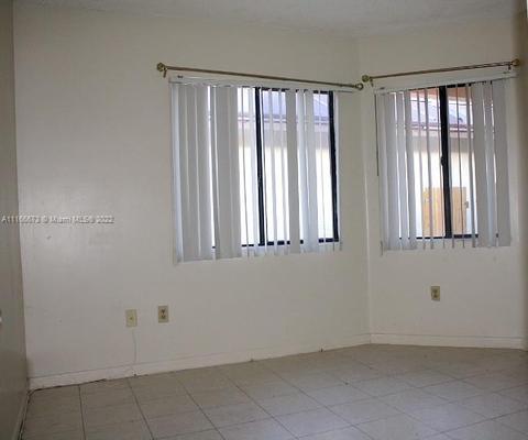 819 E Palm Run Dr, North Lauderdale, FL 33068 photo 15