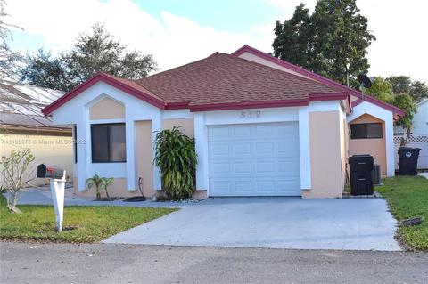 819 E Palm Run Dr, North Lauderdale, FL 33068 photo 3