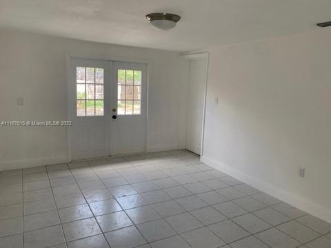 715 E 37th St, Hialeah, FL 33013 photo 10