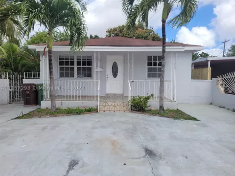 521 E 38th St, Hialeah, FL 33013 photo 1