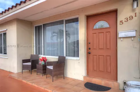 5391 W 10th Ct, Hialeah, FL 33012 photo 1