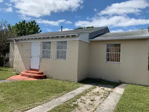 5050 E 8th Ave, Hialeah, FL 33013 photo 1