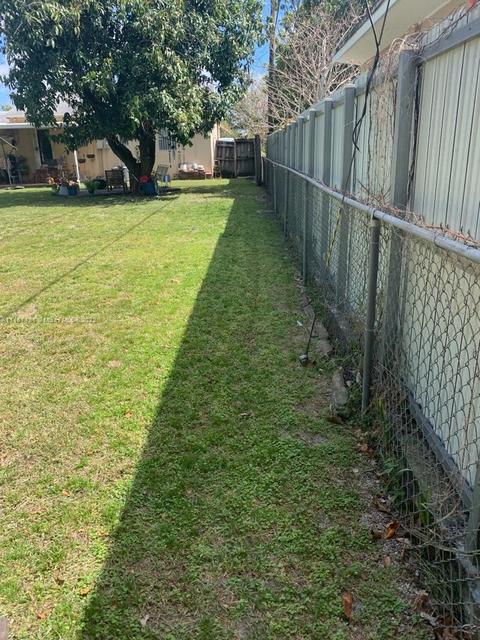 5050 E 8th Ave, Hialeah, FL 33013 photo 9