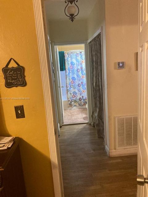 5050 E 8th Ave, Hialeah, FL 33013 photo 7