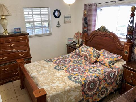 291 E 56th St, Hialeah, FL 33013 photo 16