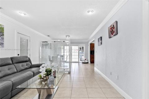 120 E 37th St, Hialeah, FL 33013 photo 5