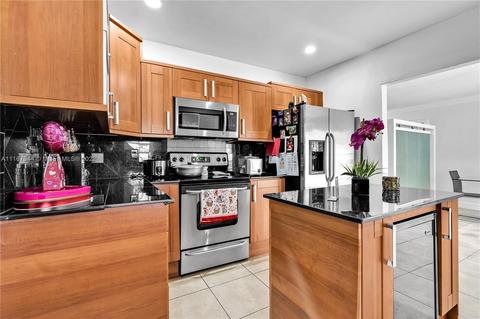 120 E 37th St, Hialeah, FL 33013 photo 10