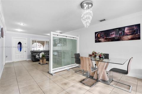 120 E 37th St, Hialeah, FL 33013 photo 8