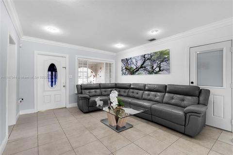 120 E 37th St, Hialeah, FL 33013 photo 6