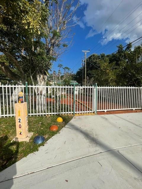 1200 Dunad Ave, Opa Locka, FL 33054 photo 18