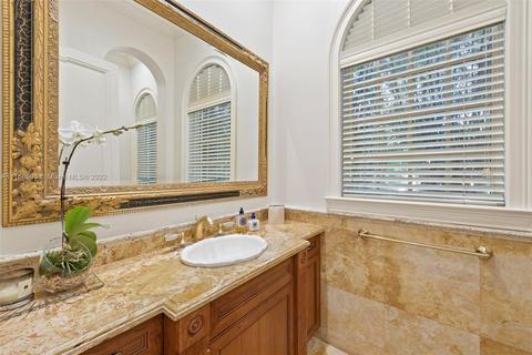 3314 Devon Ct, Miami, FL 33133 photo 16