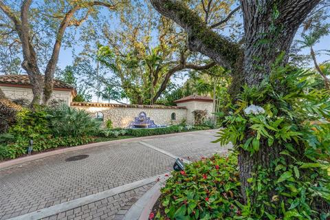 3314 Devon Ct, Miami, FL 33133 photo 2