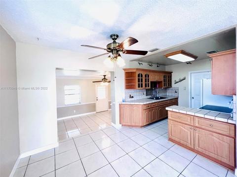 441 E 15th St, Hialeah, FL 33010 photo 8