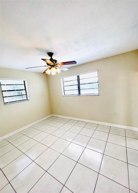 441 E 15th St, Hialeah, FL 33010 photo 14