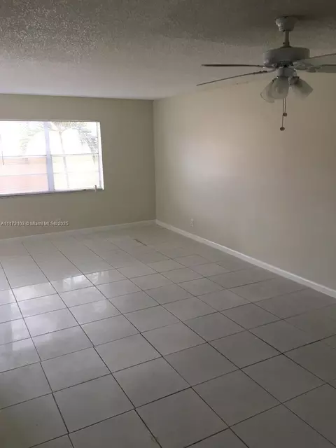 5962 NW 29th Pl #112, Sunrise, FL 33313