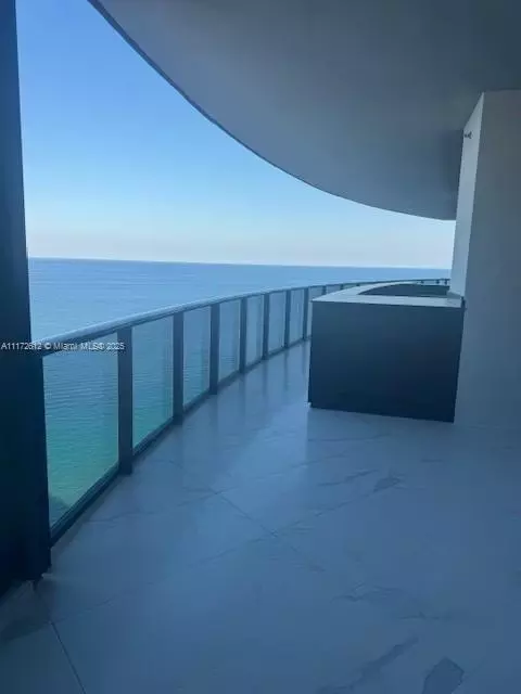 18555 Collins Ave #2905, Sunny Isles Beach, FL 33160
