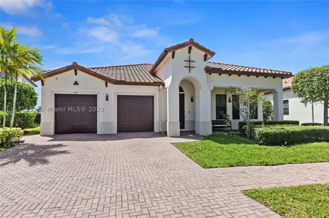 8386 NW 30th St, Hollywood, FL 33024