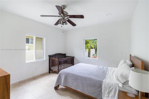 8810 Byron Ave, Surfside, FL 33154 photo 12