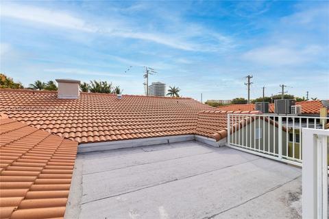 8810 Byron Ave, Surfside, FL 33154 photo 29