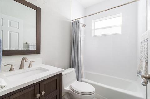 8810 Byron Ave, Surfside, FL 33154 photo 20
