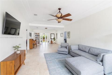 8810 Byron Ave, Surfside, FL 33154 photo 21