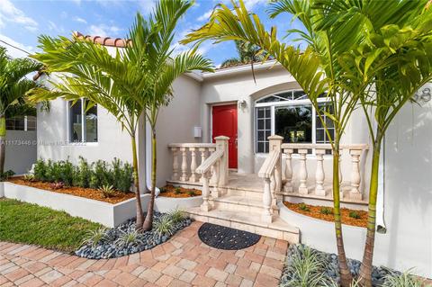 8810 Byron Ave, Surfside, FL 33154 photo 3