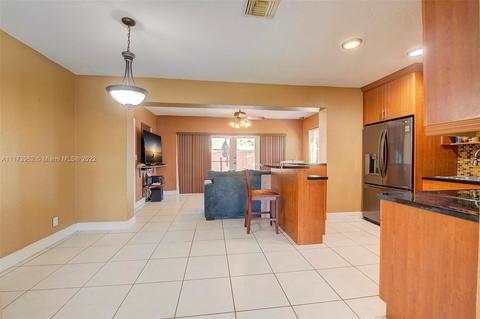 3201 SW 66th Ave, Miramar, FL 33023 photo 9