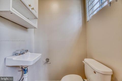 2118 Eagle St, Baltimore, MD 21223 photo 9