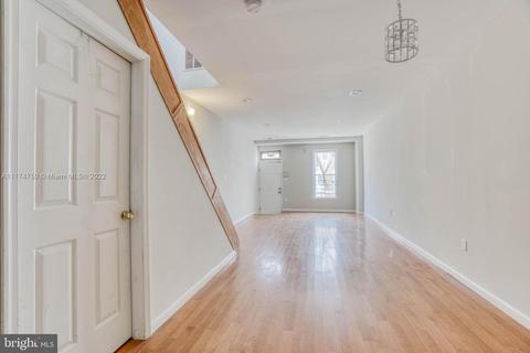 2118 Eagle St, Baltimore, MD 21223 photo 4
