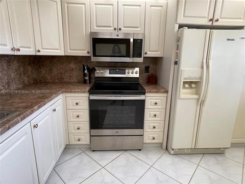 2004 Granada Dr #N2, Coconut Creek, FL 33066 photo 6
