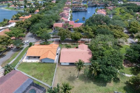 14962 Rednock Ln, Miami Lakes, FL 33016 photo 7