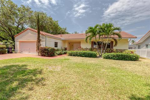14962 Rednock Ln, Miami Lakes, FL 33016 photo 1