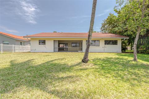 14962 Rednock Ln, Miami Lakes, FL 33016 photo 32