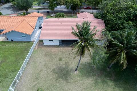 14962 Rednock Ln, Miami Lakes, FL 33016 photo 5