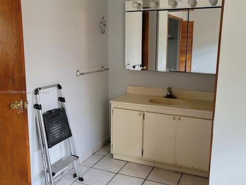 474 E 57th St, Hialeah, FL 33013 photo 9