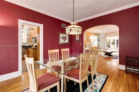 913 Majorca Ave, Coral Gables, FL 33134 photo 7