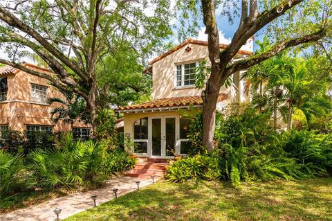 913 Majorca Ave, Coral Gables, FL 33134 photo 3
