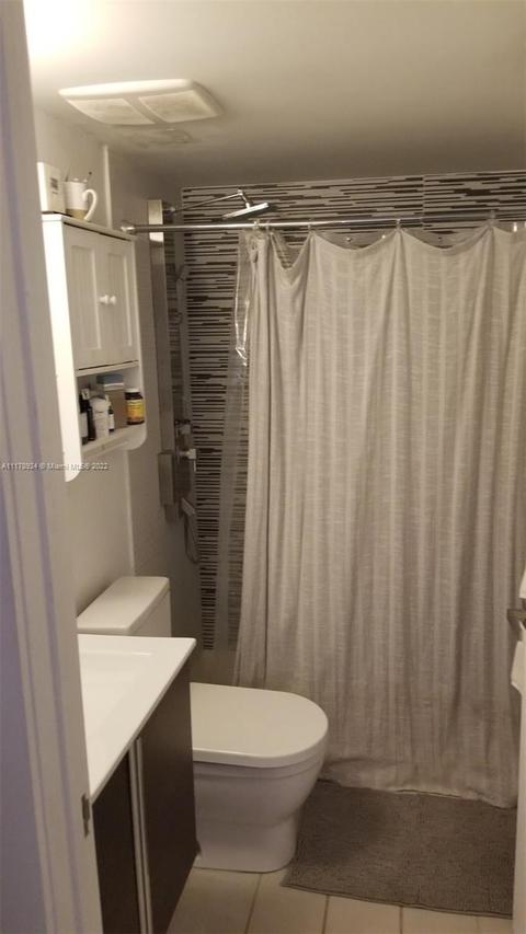 914 E 24th St, Hialeah, FL 33013 photo 8