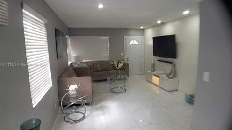 914 E 24th St, Hialeah, FL 33013 photo 4
