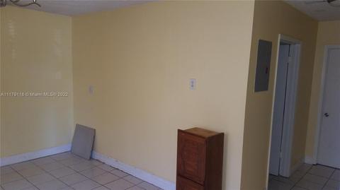 367 E 14th St, Hialeah, FL 33010 photo 5