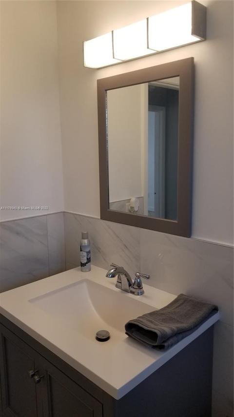 5741 E 4th Ave, Hialeah, FL 33013 photo 33